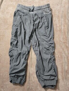 Ivivva Lululemon Live to Move Dance Pants cropped, ruched W/ Drawstring Size 14